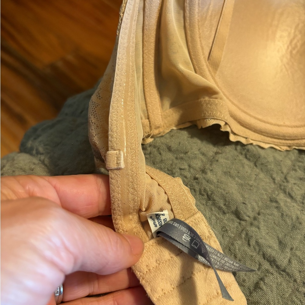 Aerie Lace T-Shirt Bra | Nude / Beige | Size 34C | Lightly Lined (0690) - Picture 2 of 4